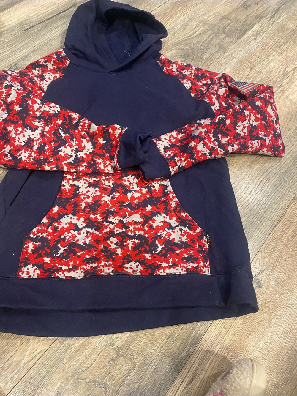 Ladies Ariat FR hoodie medium